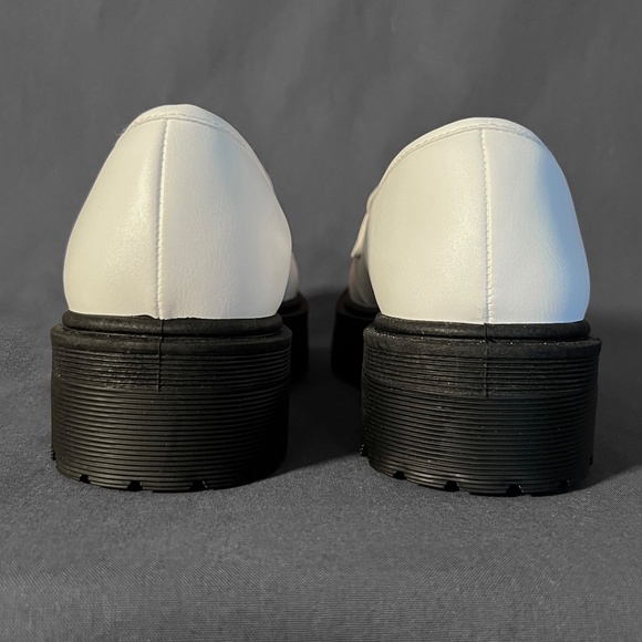 White Loafers with Thick Soles - Picture 5 of 7